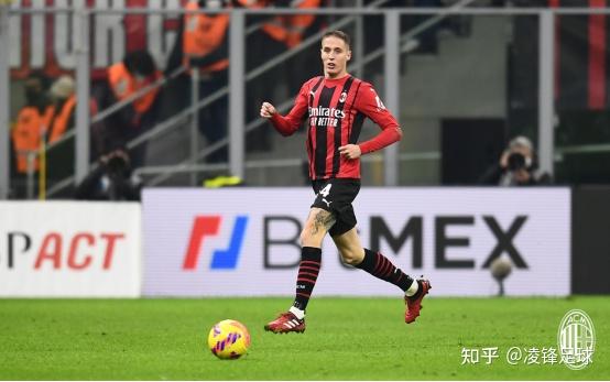 爱游戏直播平台 -意大利杯倒计时，俄克拉荷马雷霆今夜战术微调，细节引发关注，信心回归，赛程密集仍需轮换的简单介绍